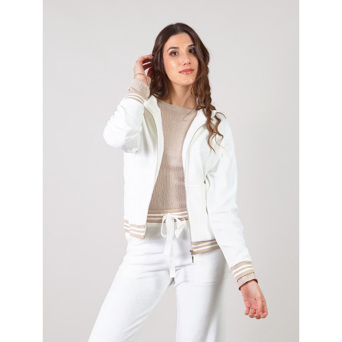 MICHELLE BELAU - CASACAS MANGA LARGA CS00482REV TNEG S.