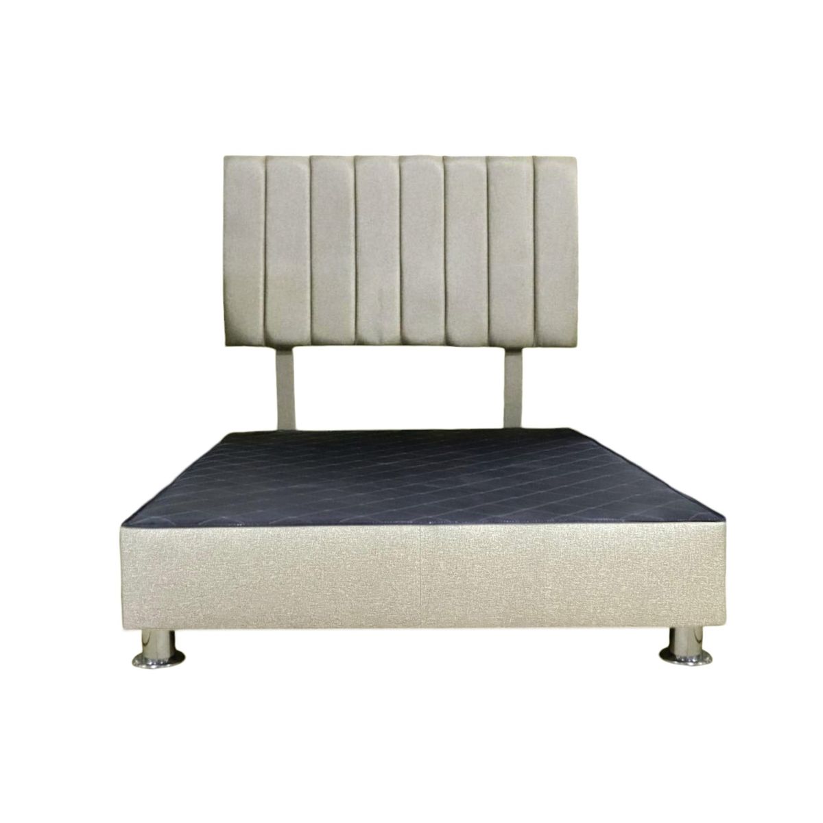 MUEBLES MACRUMO - Cama tapizada Cali - 1.5 Plz - Color Beige claro