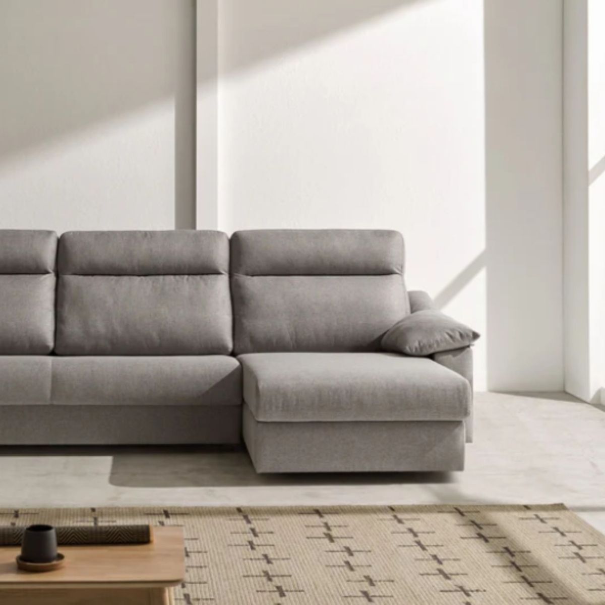 YOLODECORO - Seccional con Chaise Longue a la Derecha Berton Gris