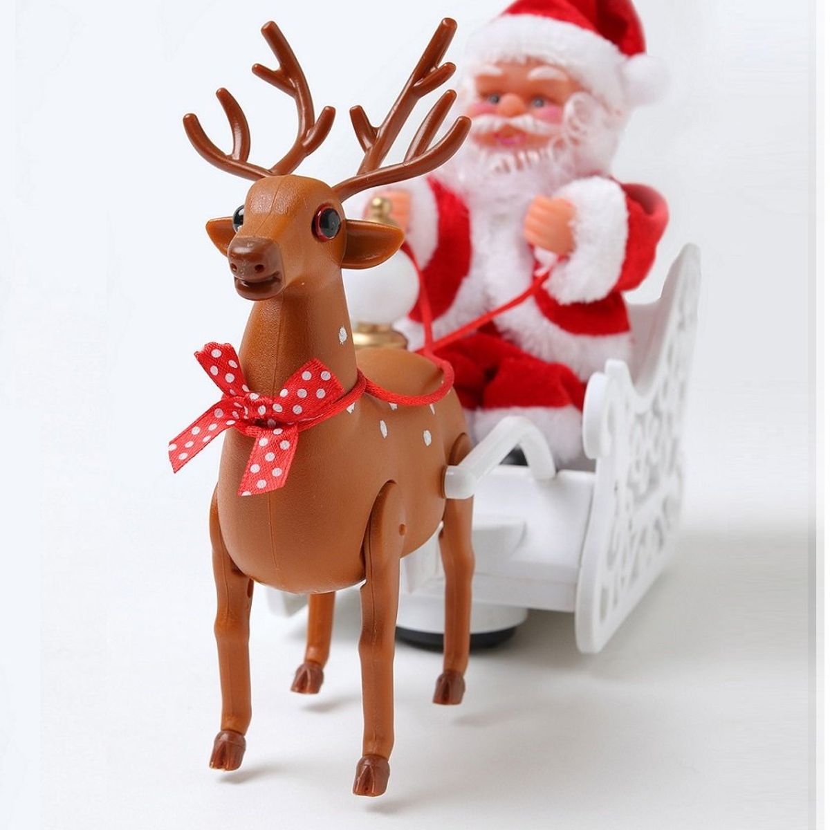 GENERICO - Papa Noel musical santa navideño sobre su carrosa