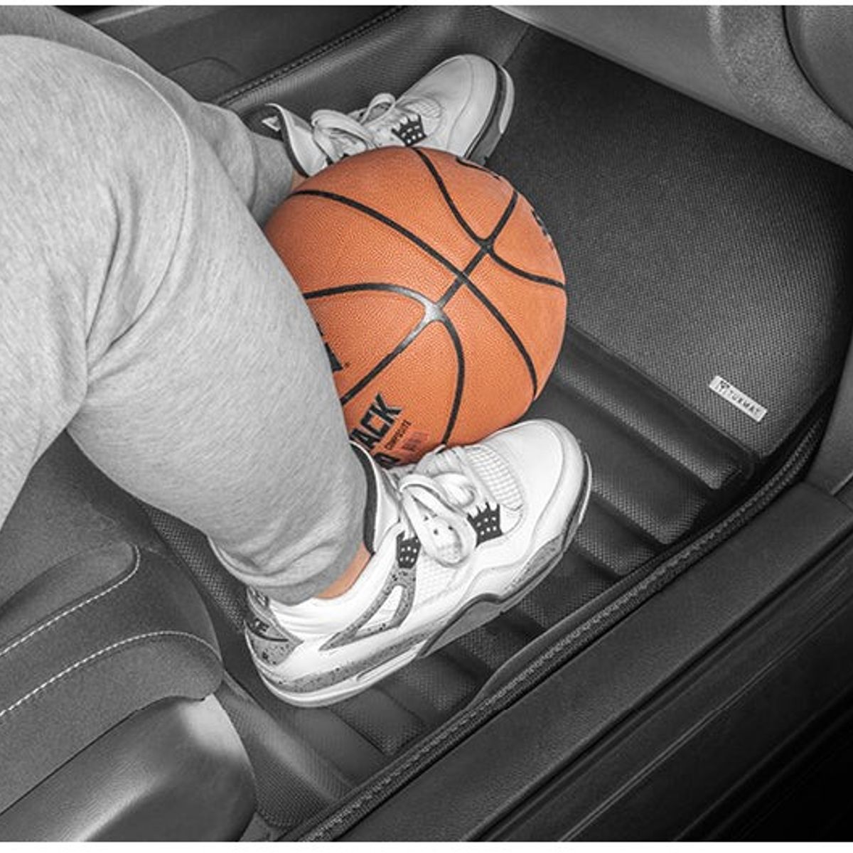 GENERICO - PISO ALFOMBRA KIA SPORTAGE 2016-2021 TERMOFORMADAS