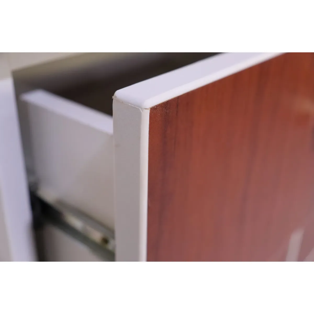 MUEBLES MACRUMO - Cómoda 8 Cajones Cedro - Armado