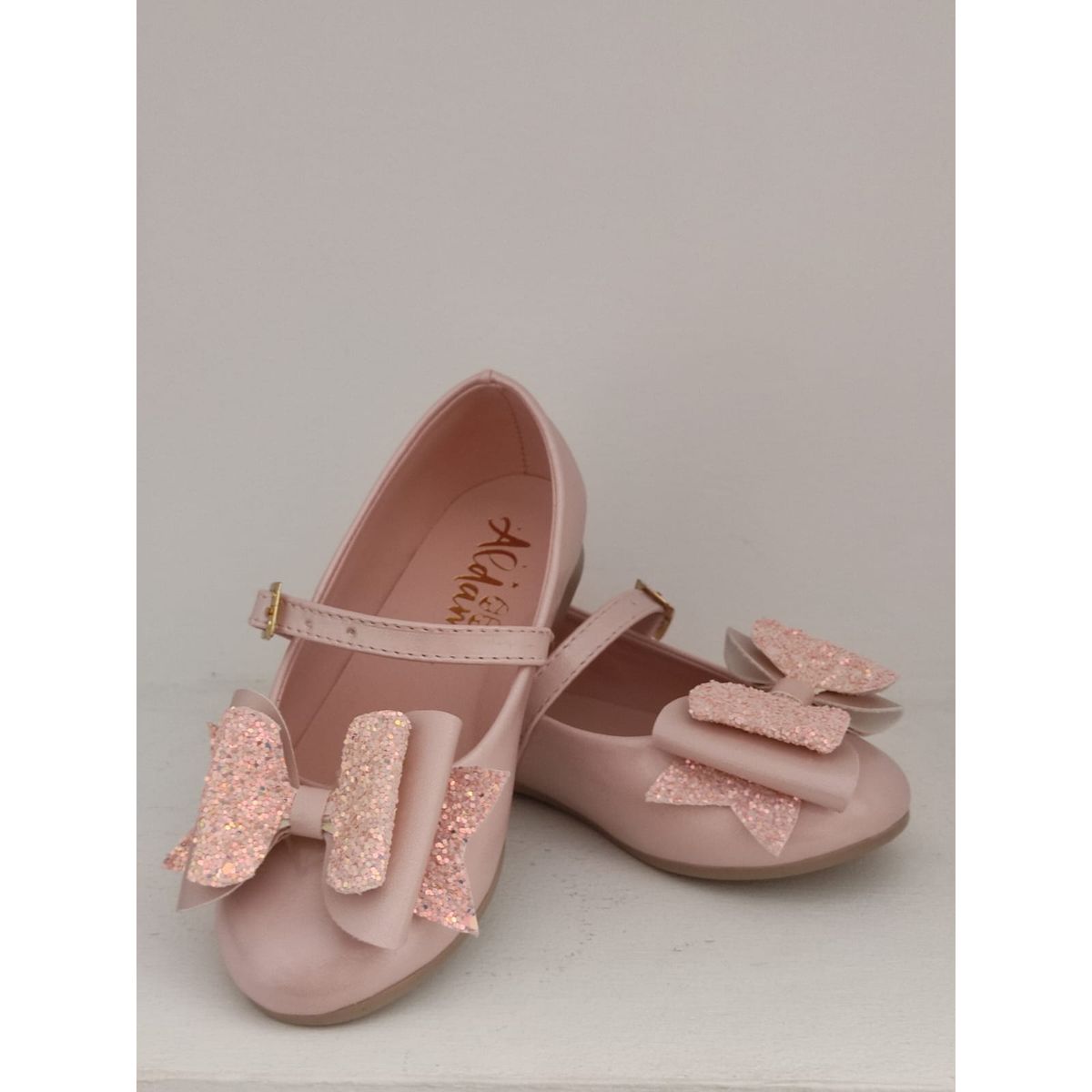 GENERICO - Zapatos rosa nude con lazo