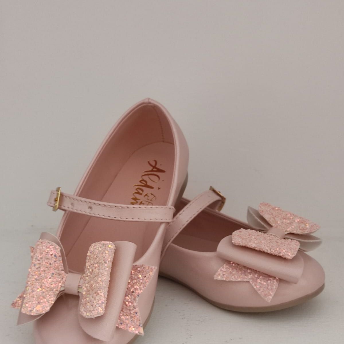 GENERICO - Zapatos rosa nude con lazo