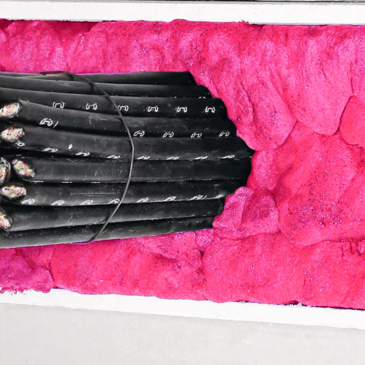 QUILOSA - Espuma Expansiva B1 Fire Stop 750 ml Canula Ergo Rosado