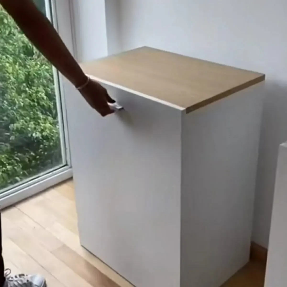 GENERICO - Escritorio Extensible Moderno Alicia R&R MUEBLES