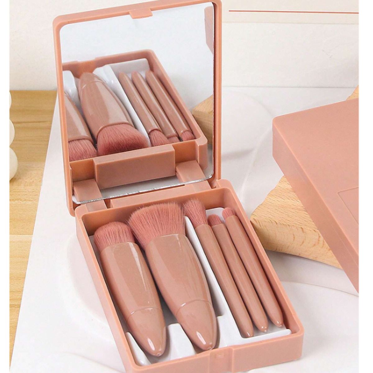 GENERICO - SET DE 5 BROCHAS CON ESPEJO PORTABLE