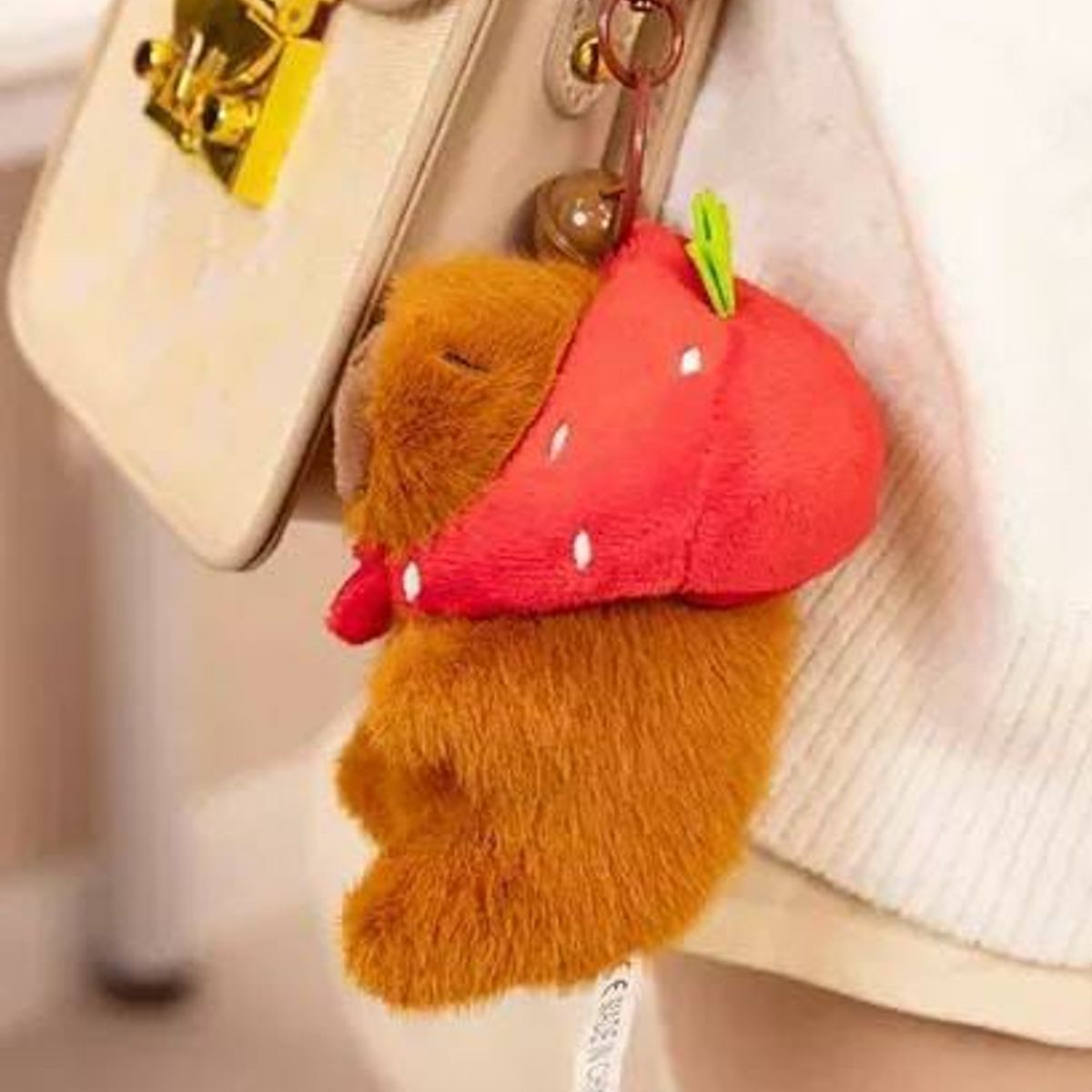 GENERICO - LLAVERO CAPIBARA KAWAII