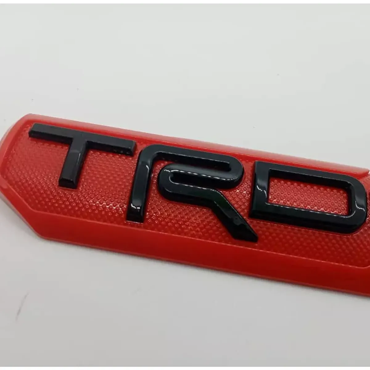GENERICO - Emblema Trd ProToyota Tacoma Hilux Rojo