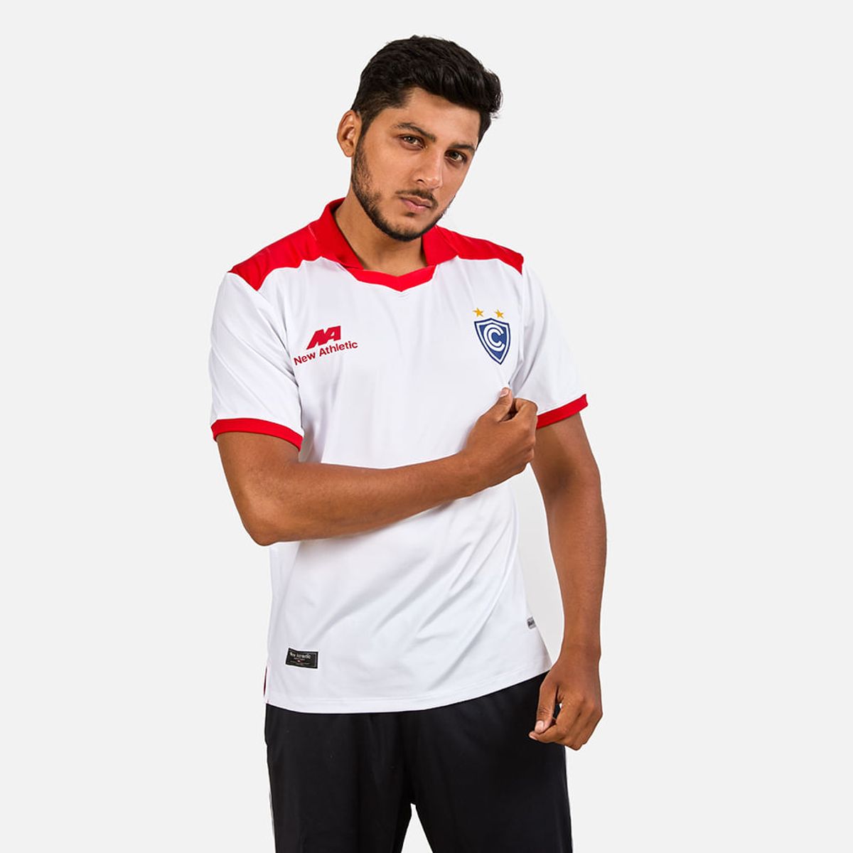 NEW ATHLETIC - Polo Gala Cienciano Blanco Con Rojo Hombre