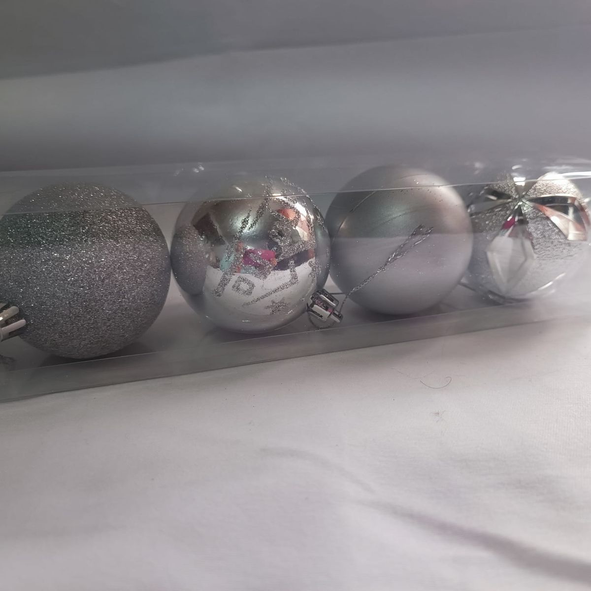 GENERICO - Set de 12 Bolas de Navidad Brillante, Escarchada, Mate de 6cm PLATA