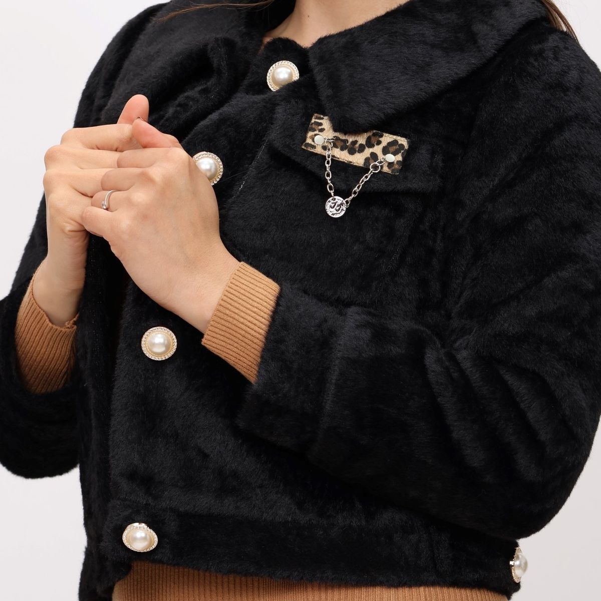 GENERICO - Saco de Piel Color Negro