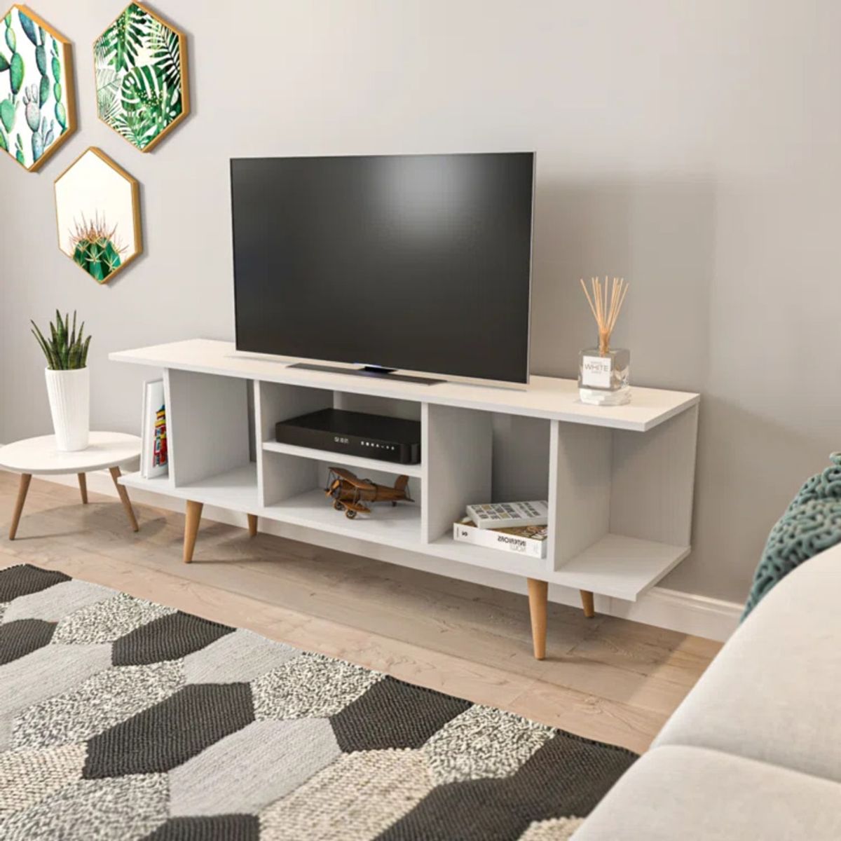 GENERICO - Mueble para TV 55" Moderno Kaonashi Blanco R&R MUEBLES