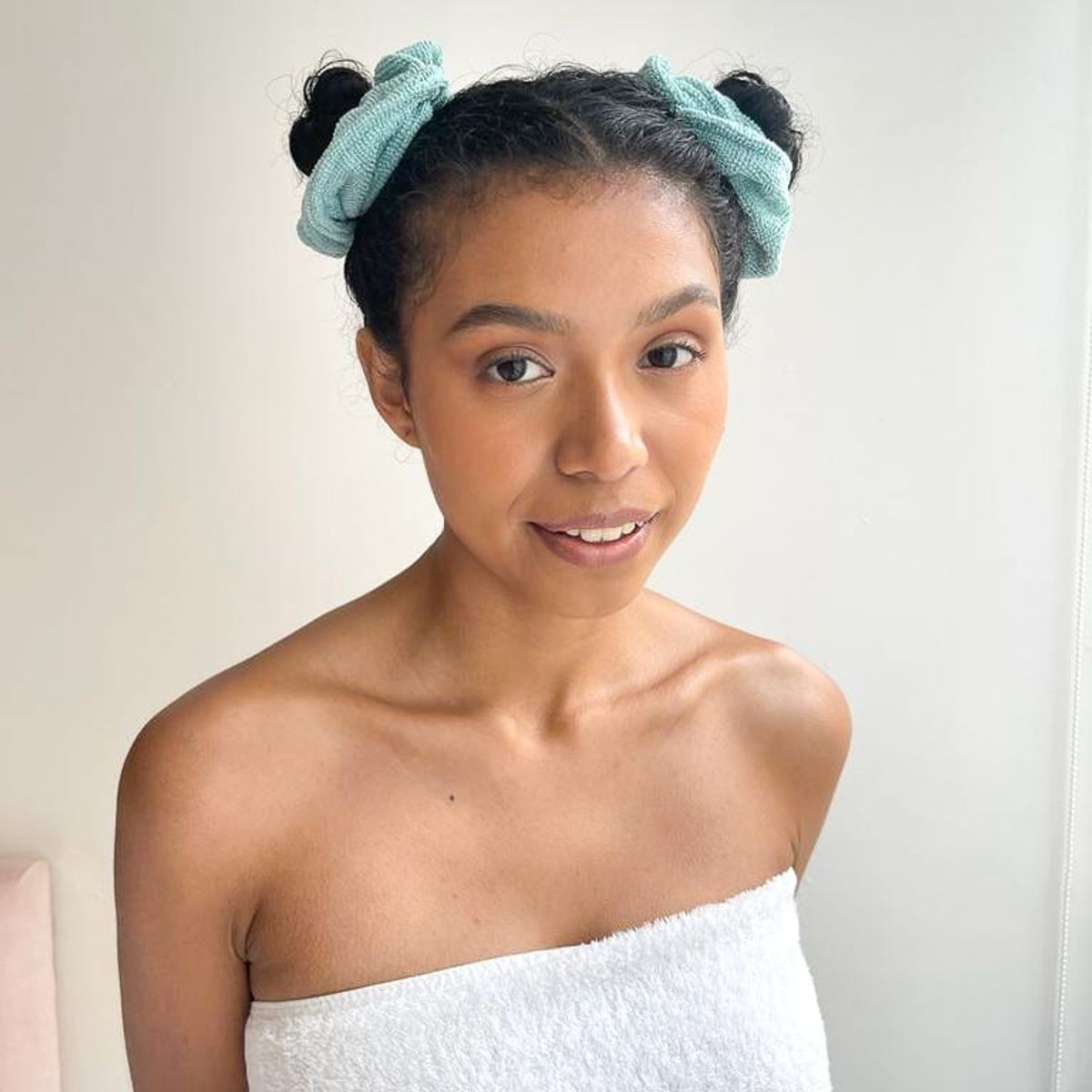 SANTOS RIZOS - Scrunchie de Microfibra para secar el cabello - Plata