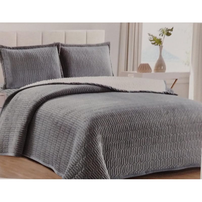 CUTE - COBERTOR PIEL DE ÁNGEL CON SHERPA COLOR ENTERO GRIS EN 2 PLAZAS