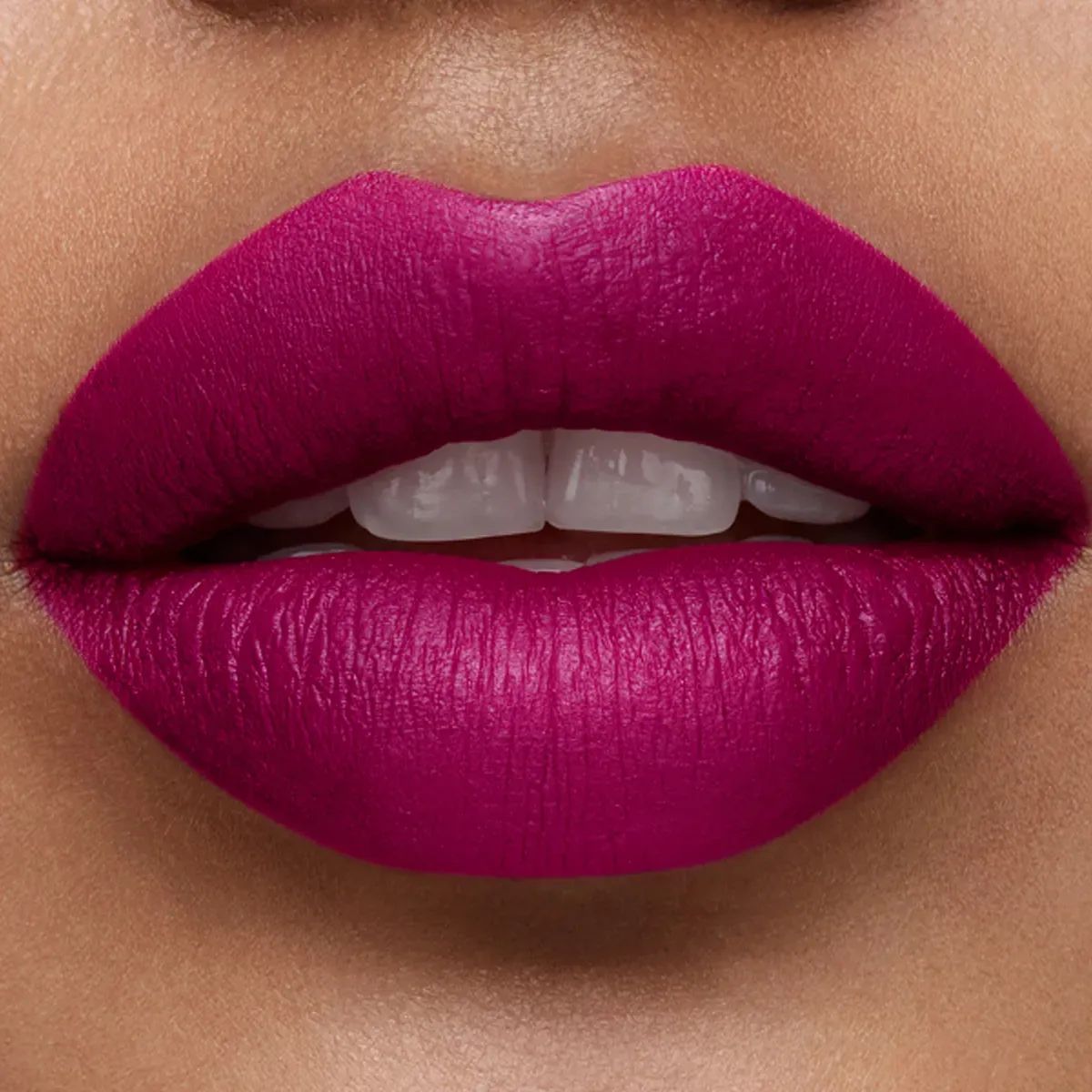 CYZONE - Labial en Barra Sangria Supermate Lips Studio Look 2 g