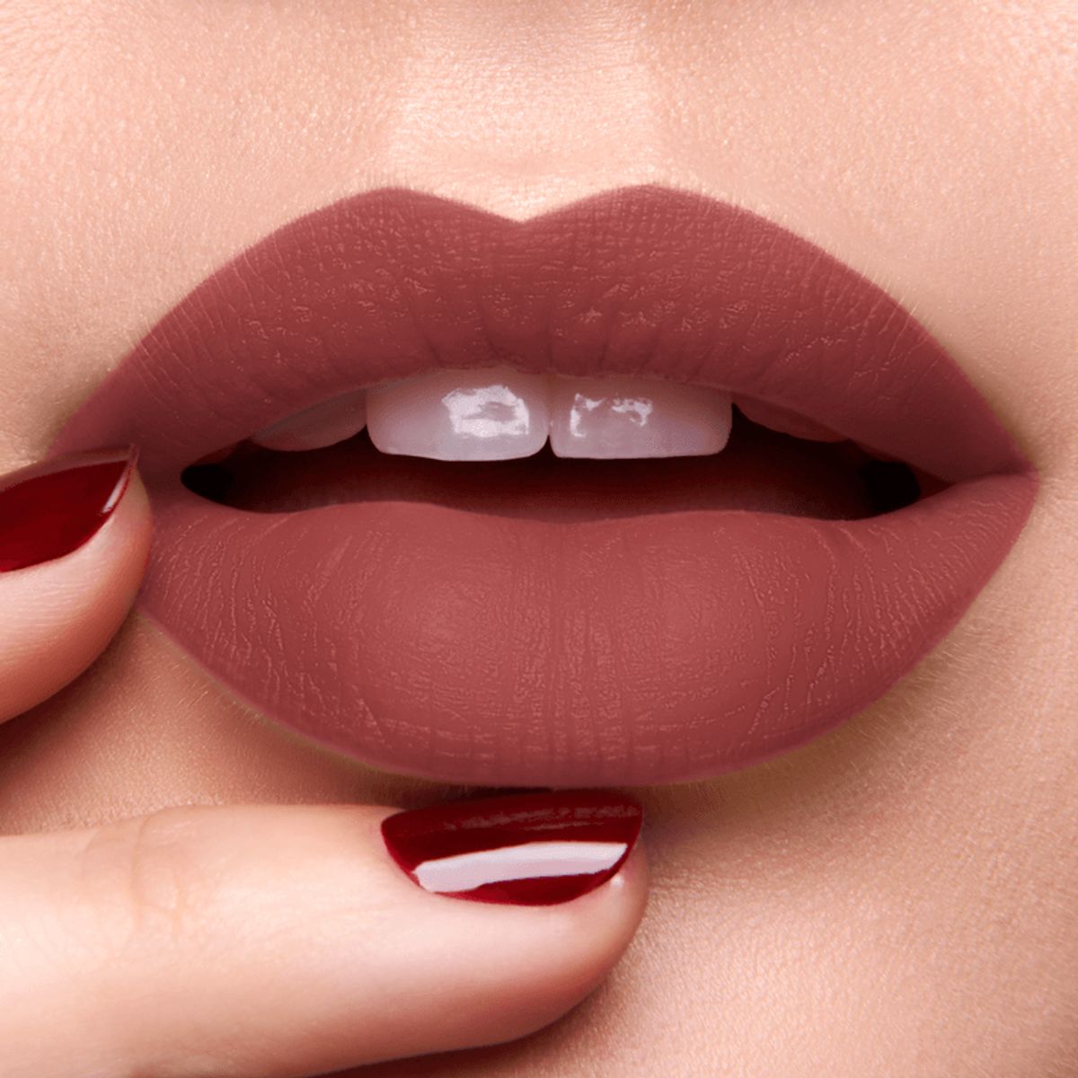 LBEL - Labial Mate Forever Barra 24H Cashmere 2g LBEL