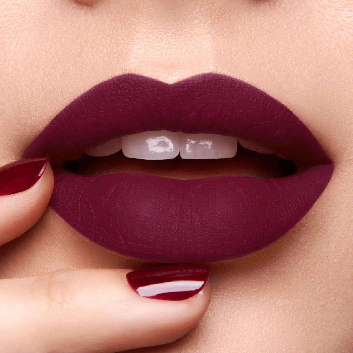 LBEL - Labial Mate Forever Barra 24H Wine 2g LBEL