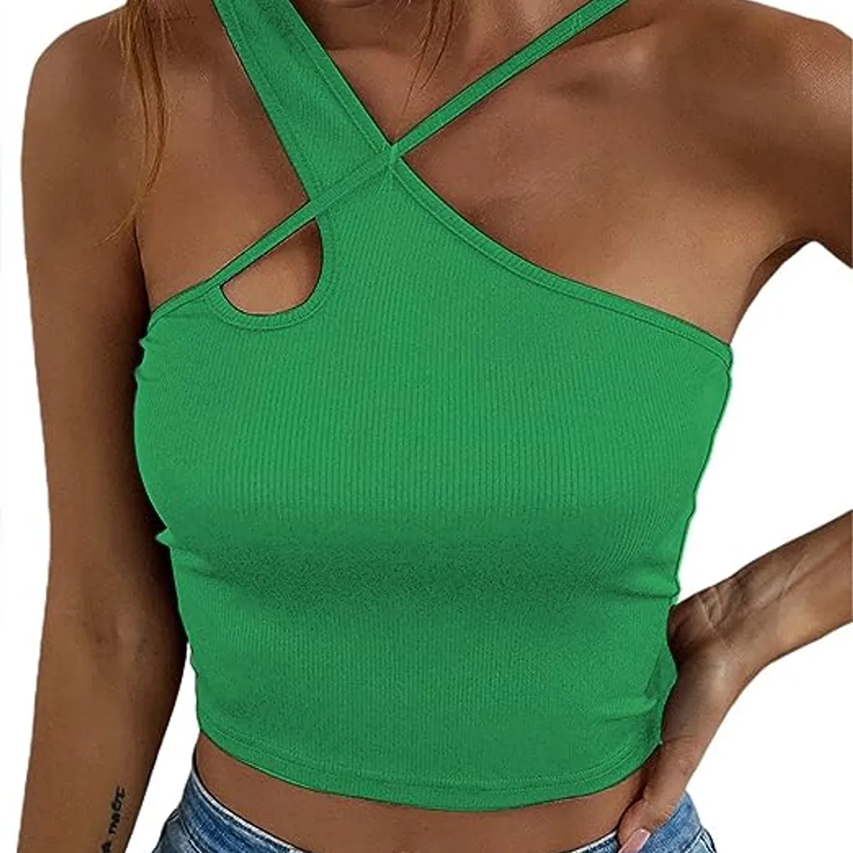 GENERICO - Crop Basic Quero Kamala Boudreaux