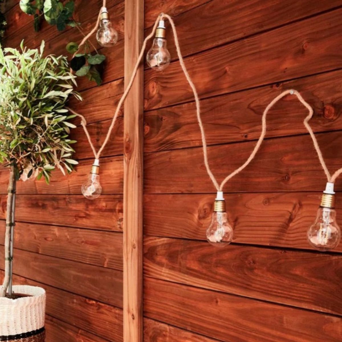 INSPIRA - Guirnalda de Luces 5metros 422 Lumenes Minta Inspire