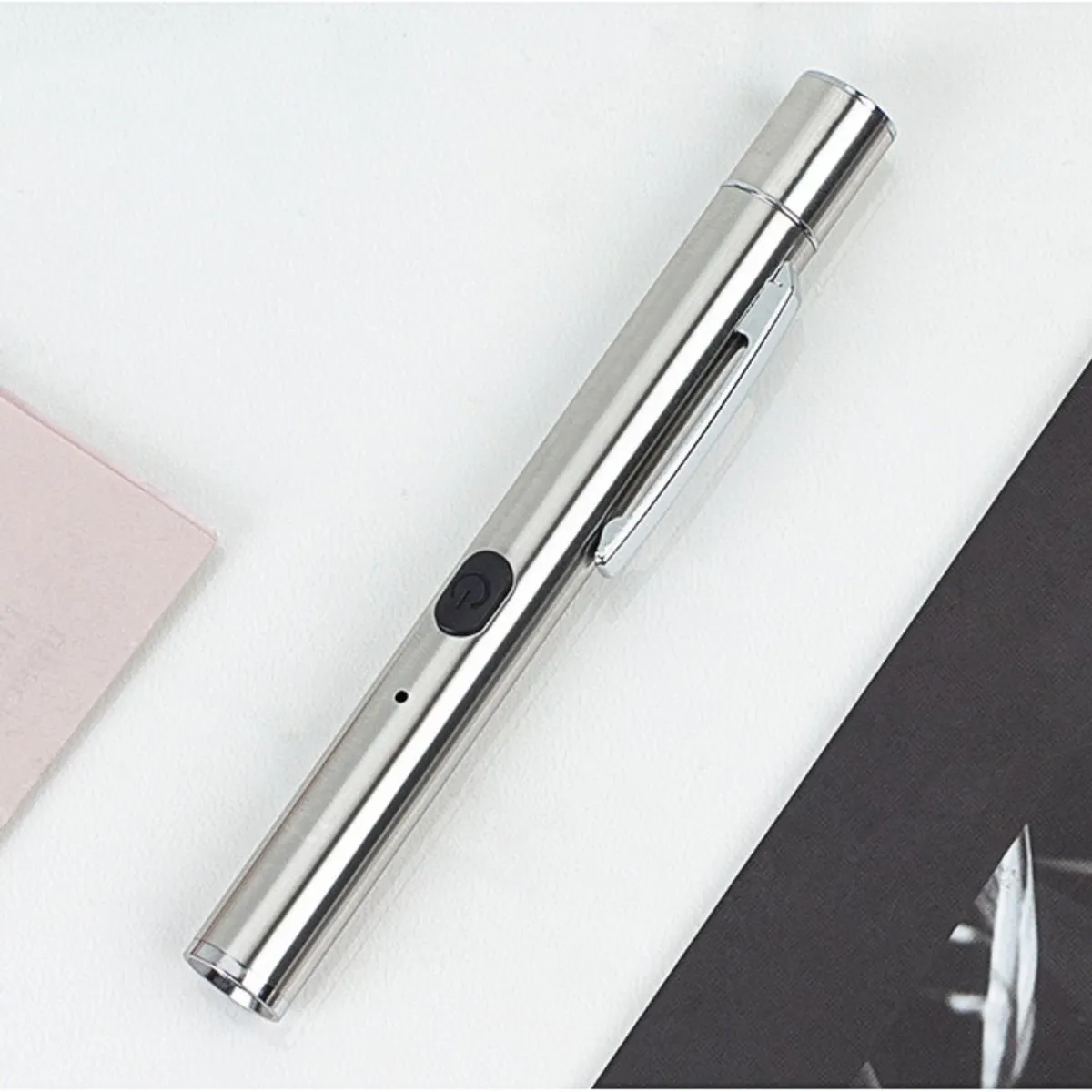 GENERICO - Detector de Billetes Portátil con Luces Ultravioleta Bossney ZK-2021