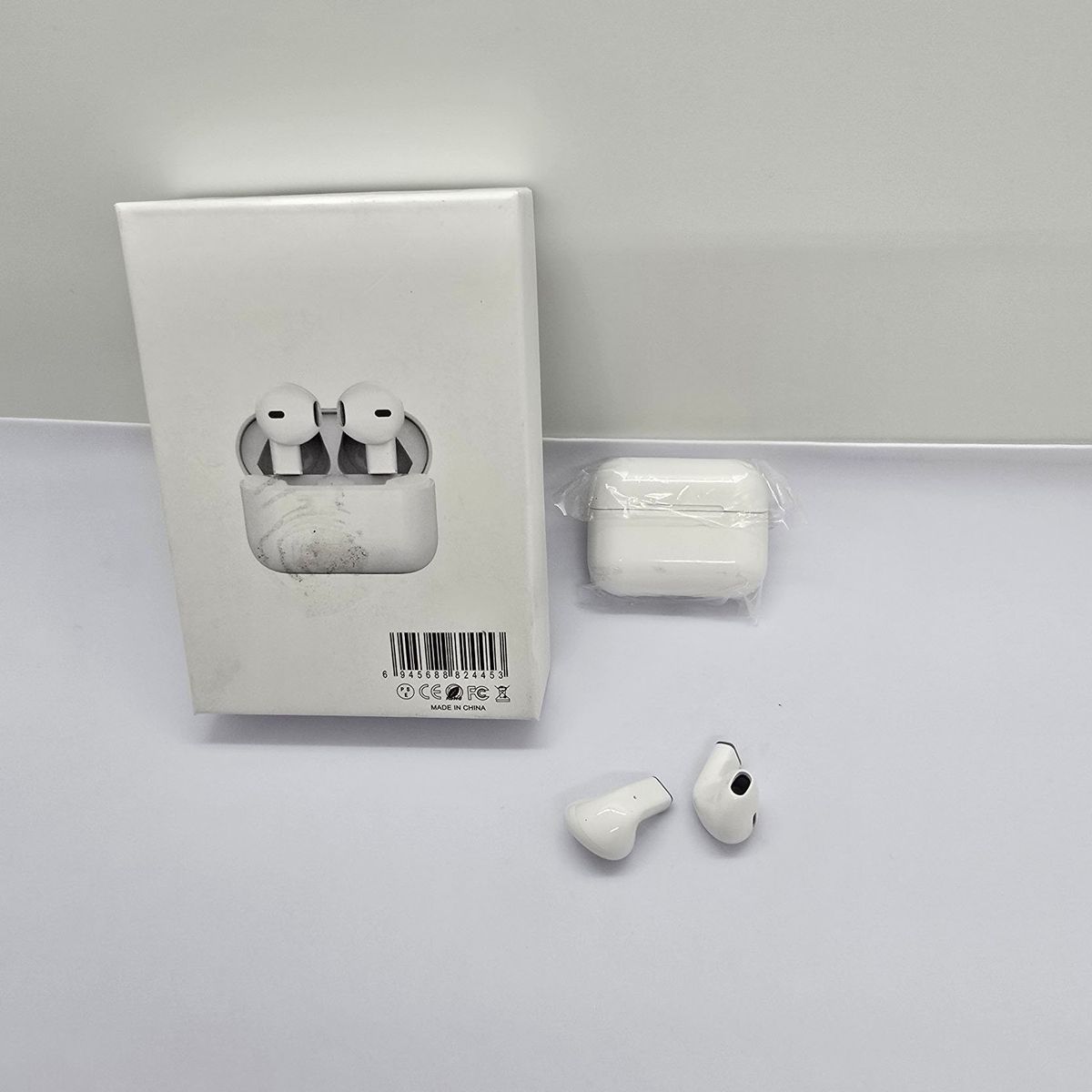 GENERICO - AUDIFONO BT PRO 5S negro rosado y blanco