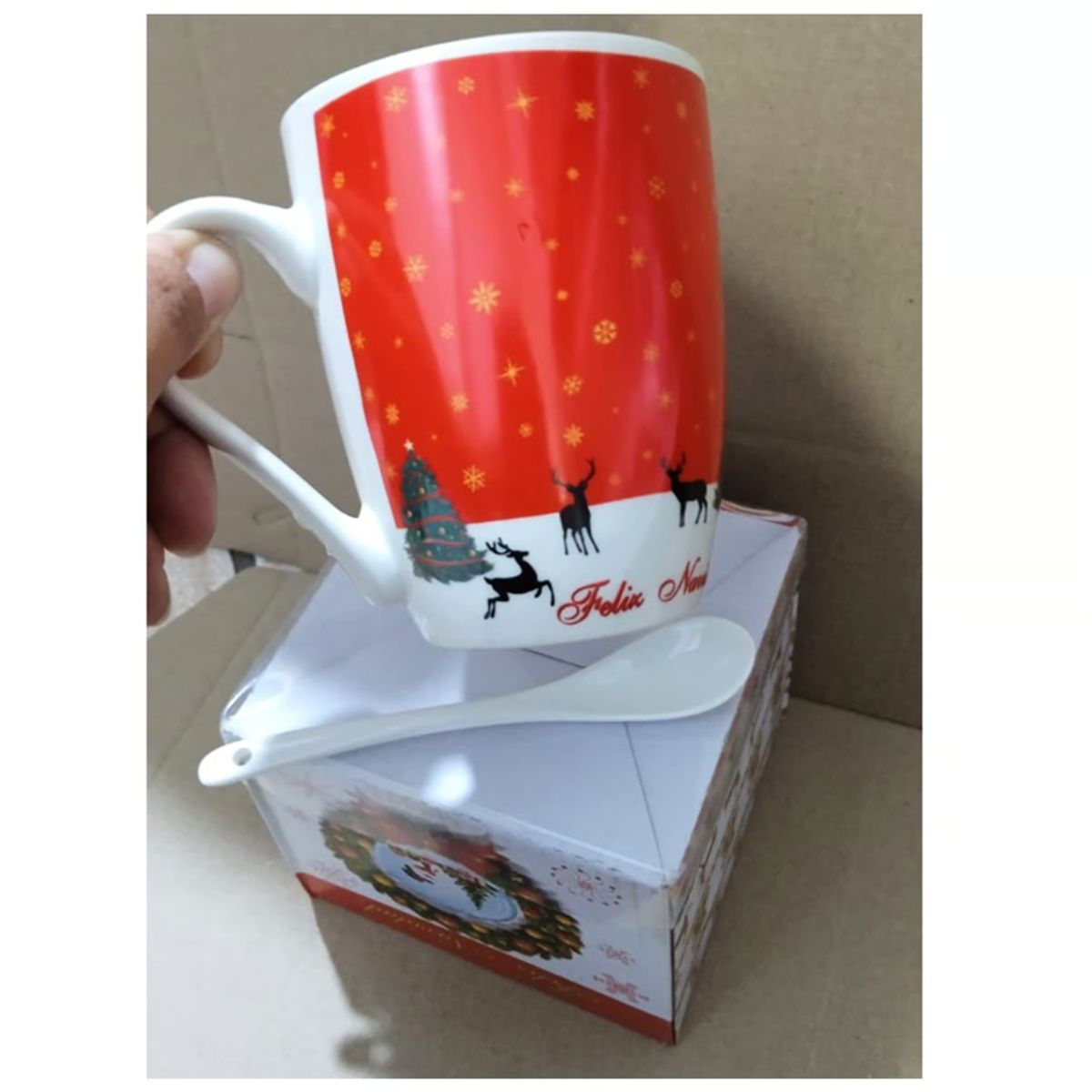 GENERICO - Taza De Navidad Cerámica Con Cucharita - UNIDAD