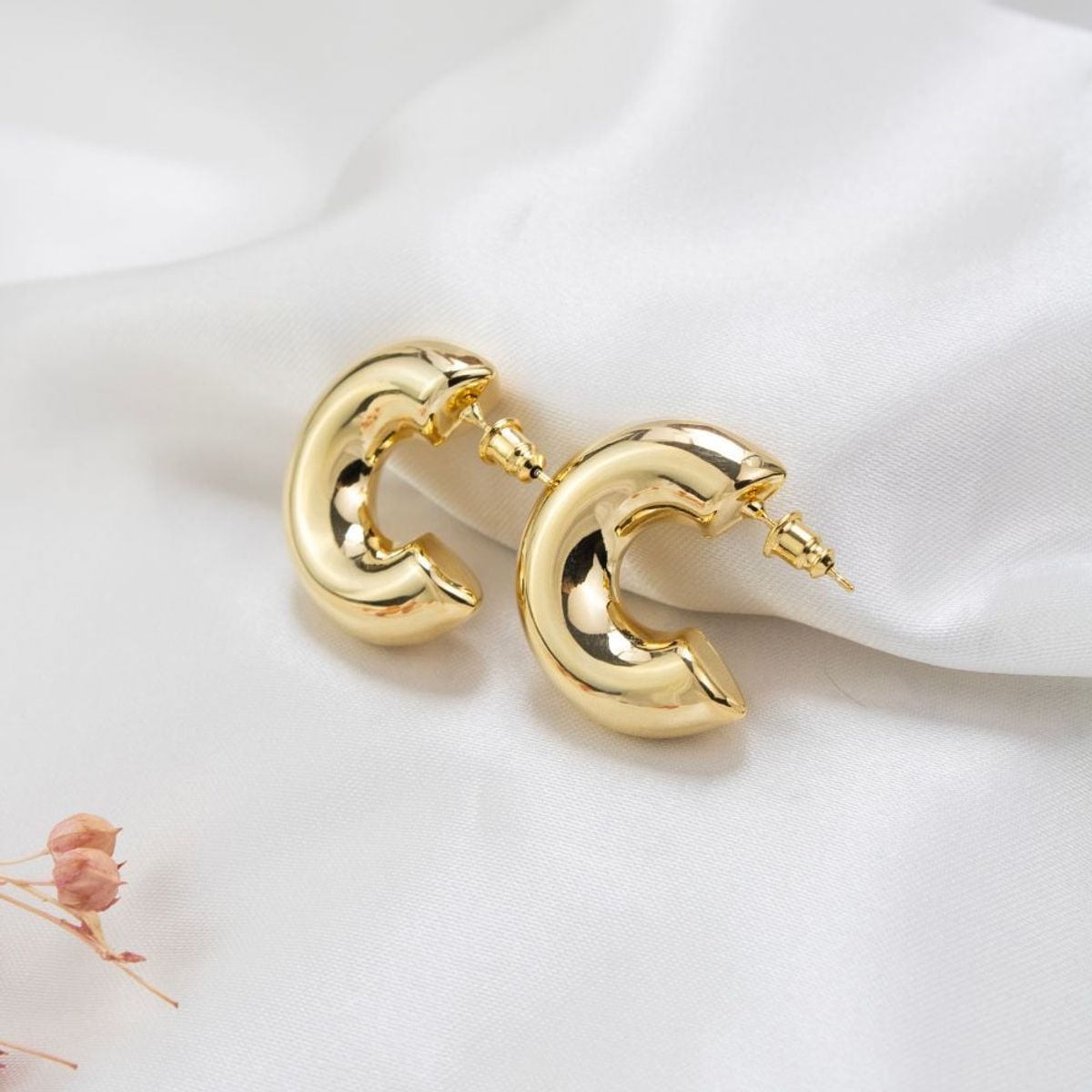 CLEO JOYAS & ACCESORIOS - HOOP ARGOLLA CHUNKY DORADO