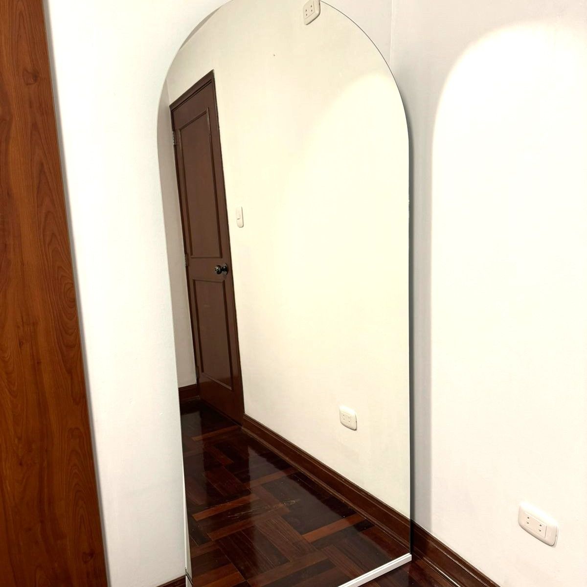 LUMINAR BRILLO & LUZ - Espejo Arco de 80x180cm con parante