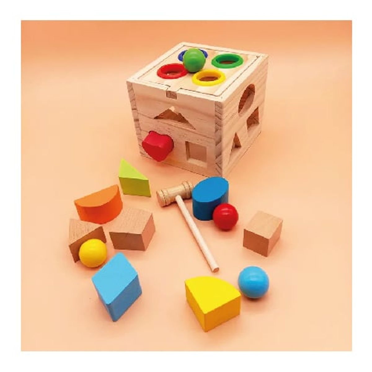 GENERICO - Cubo con Martillo Didáctico