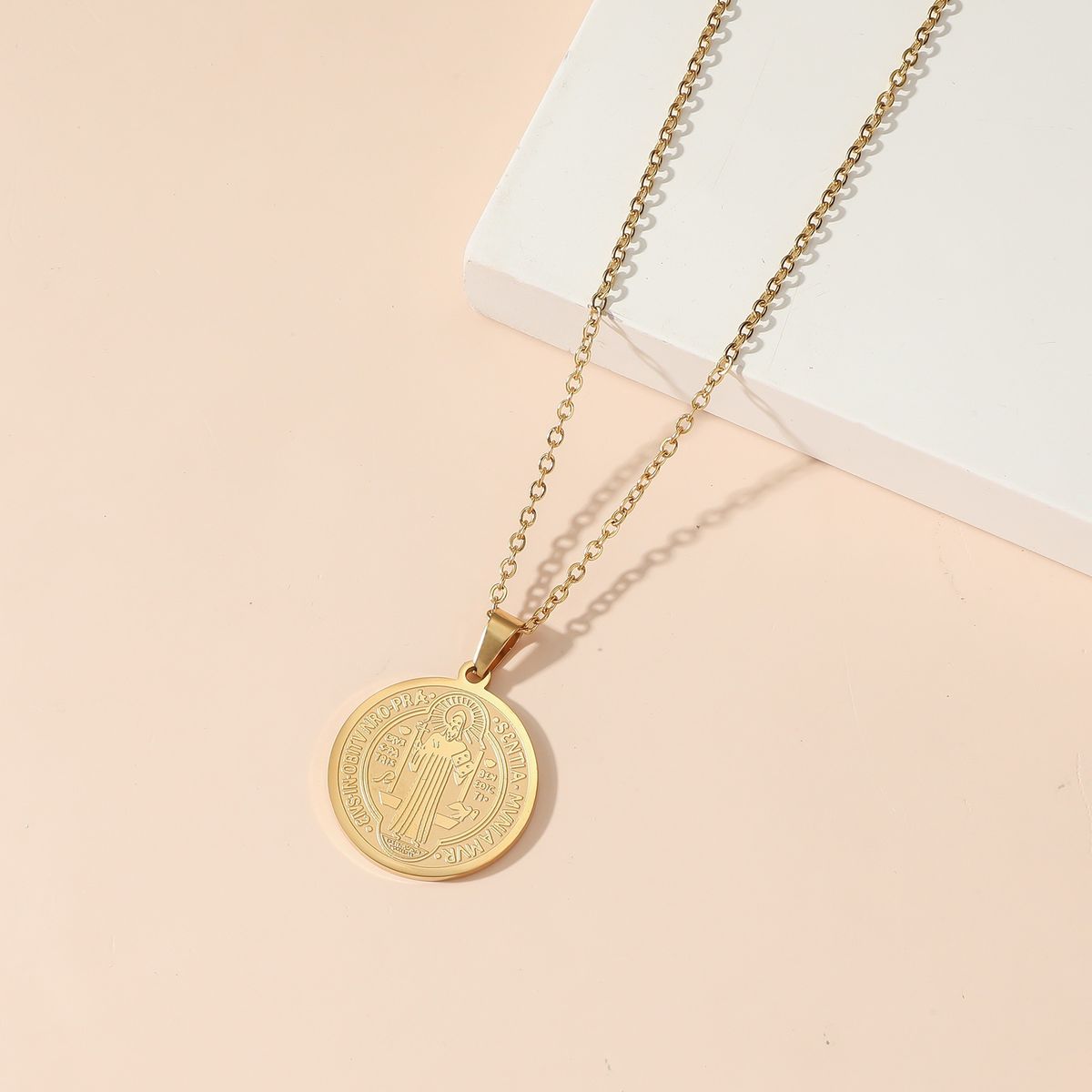 GENERICO - Collar Medalla De Proteccion San Benito En Acero Inoxidabe