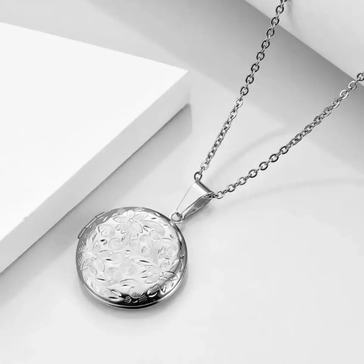 GENERICO - Promoción Collar Relicario Portafotos De Corazón Acero Inox Mujer