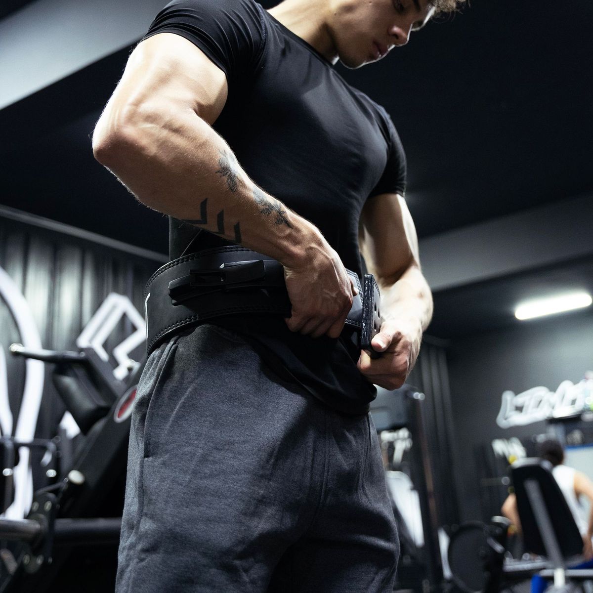 WORK OUT - CINTURON O CORREA PARA GIMNASIO - POWERLIFTING TIPO PALANCA