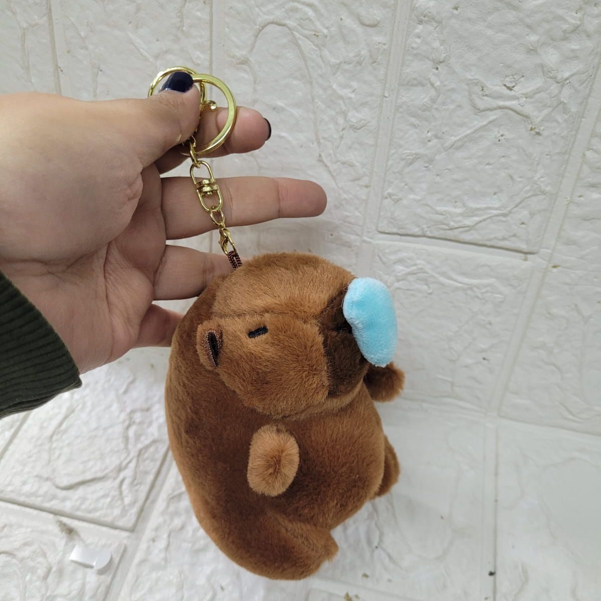 GENERICO - Llavero capibara gota de agua