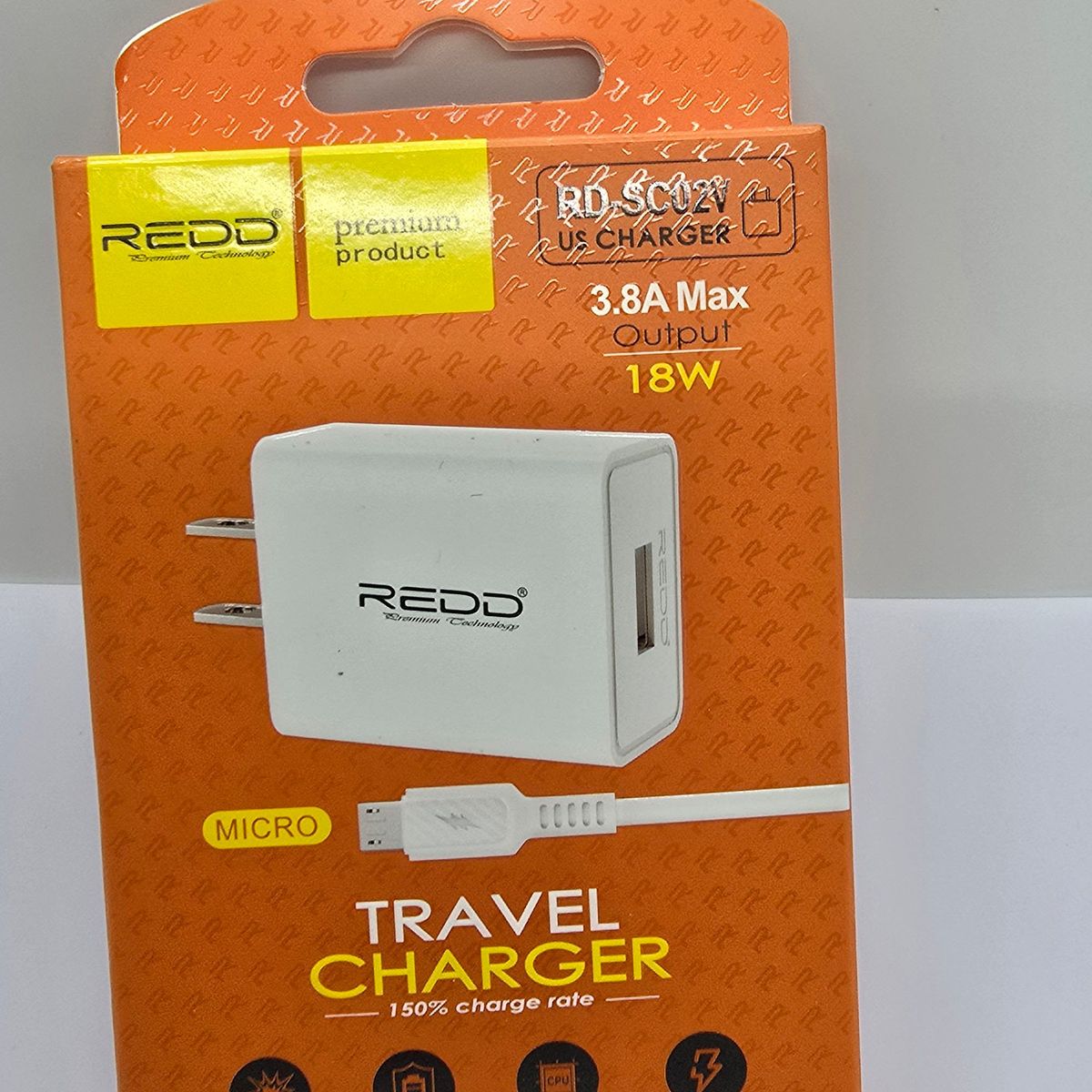 GENERICO - CARGADOR DE CELULAR+CABLE REDD 18W V8