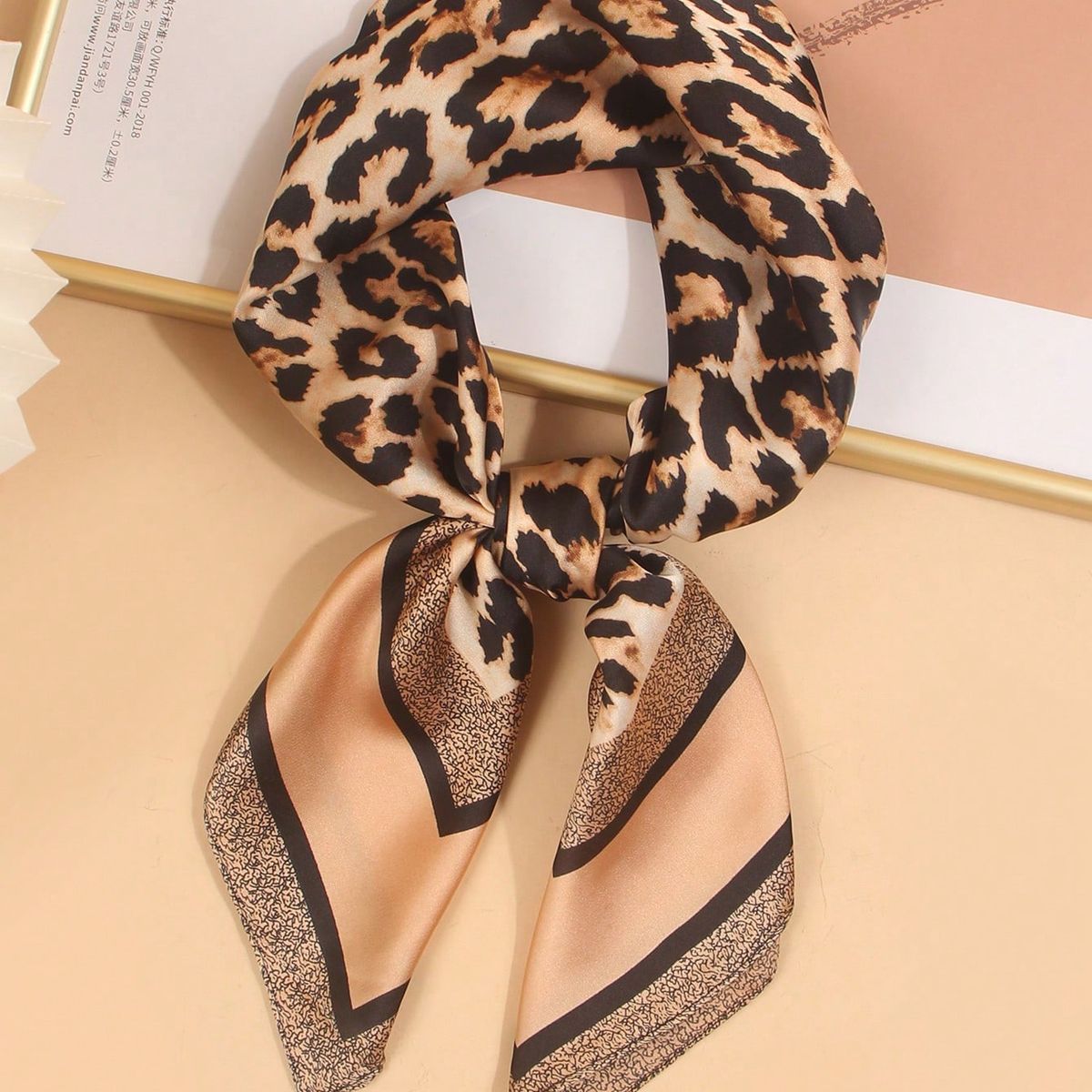 KAST PE - Pañoleta Bandana Pañuelo Estelle de 70x70cm