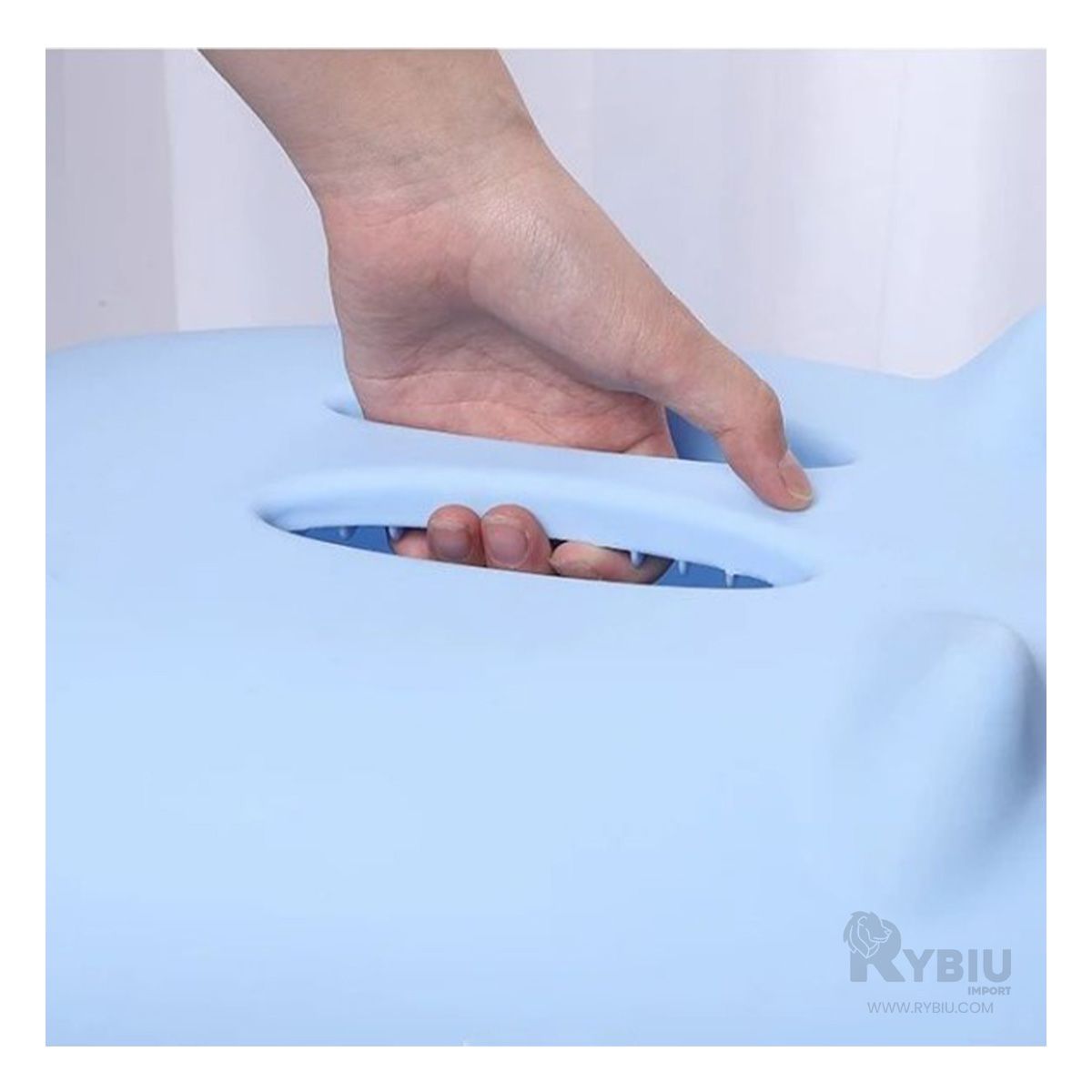 GENERICO - Arenero Cerrado con Diseño de Orejitas Color Celeste