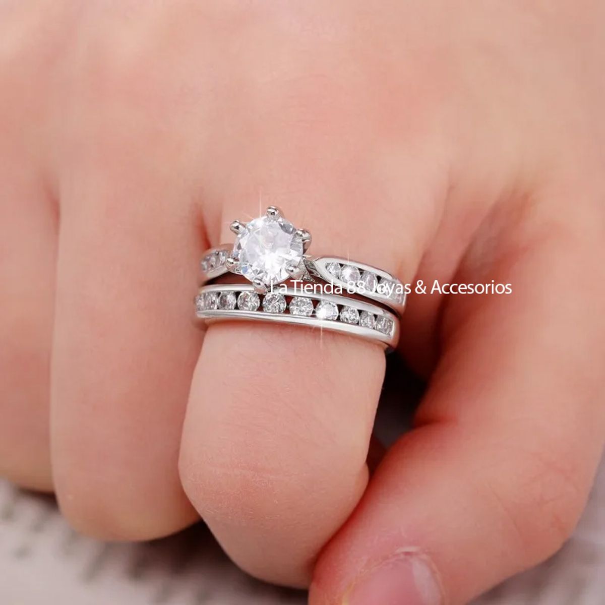 LA TIENDA 88 JOYAS Y ACCESORIOS - La Tienda 88 - Anillo De Compromiso Mujer Bañado en Oro 18k. - Blanco