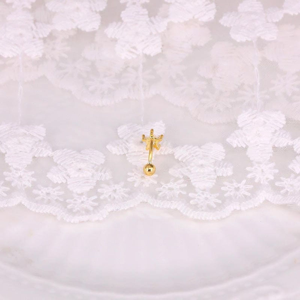 CLEO JOYAS & ACCESORIOS - Piercing Estrella Lore 925 Dorado Plata