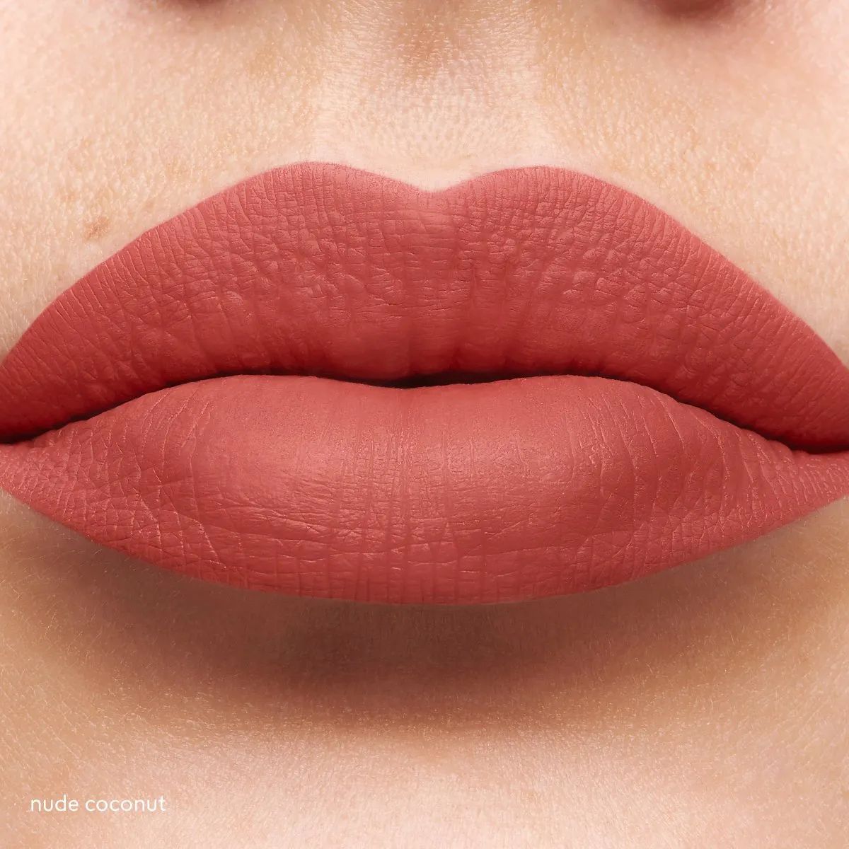 CYZONE - Labial Líquido Mate Nude Coconut Studio Look EDL 6ml.-