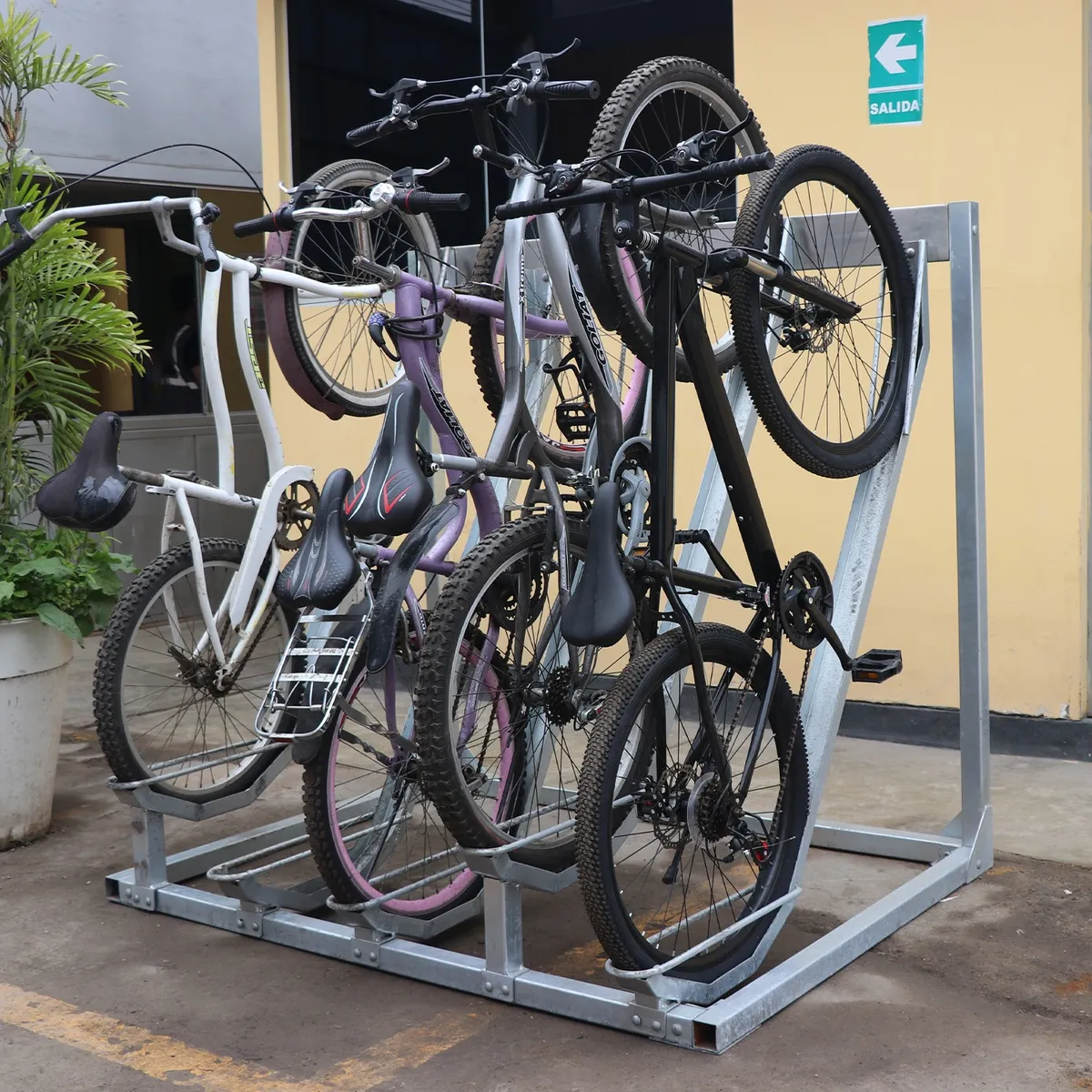 GENERICO - Estacionamiento para bicicletas E-BIKE - 5 Bicicletas