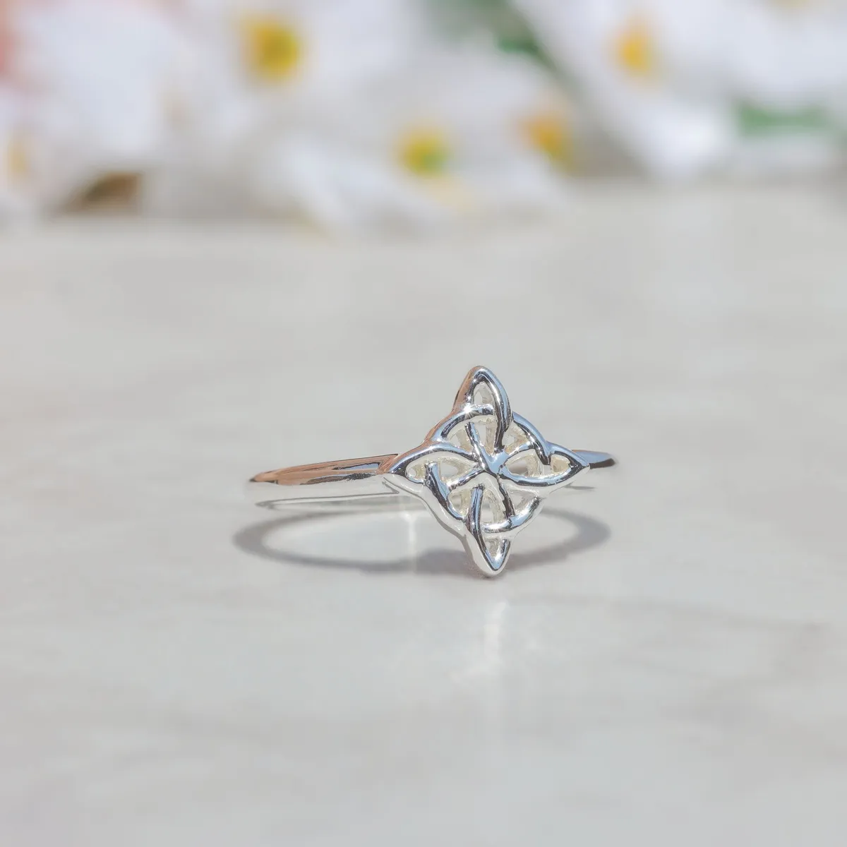 LUYA JOYERÍA - Anillo de nudo de bruja