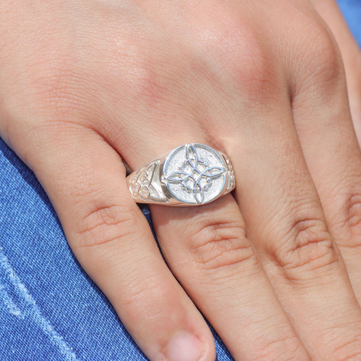 LUYA JOYERÍA - Anillo de nudo de bruja