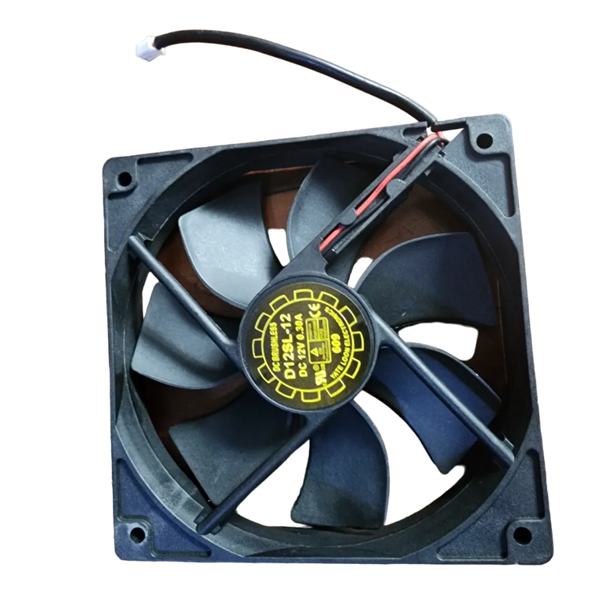 GENERICO - VENTILADOR PARA COMPUTADORA 12 CM MULTIUSOS