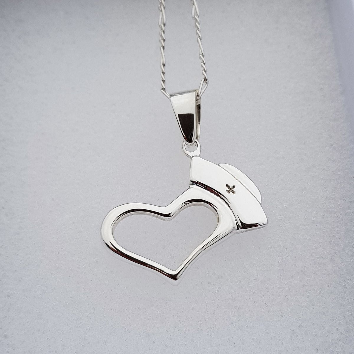 LUYA JOYERÍA - Collar enfermera de Luya