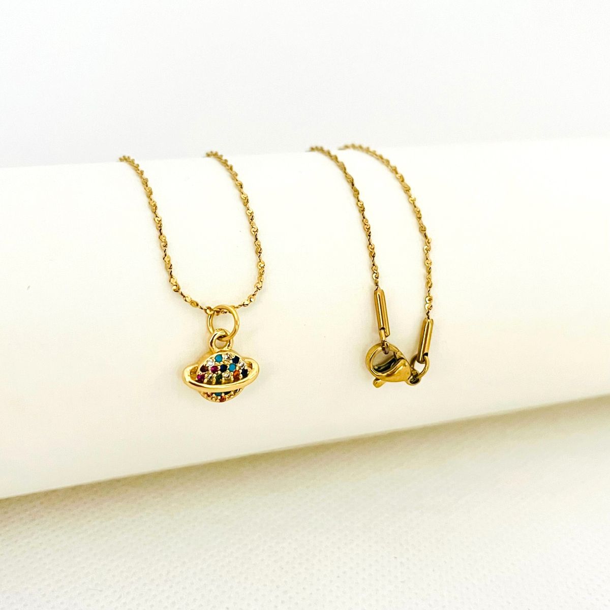 GENERICO - Collar de Acero Planeta 43 cm