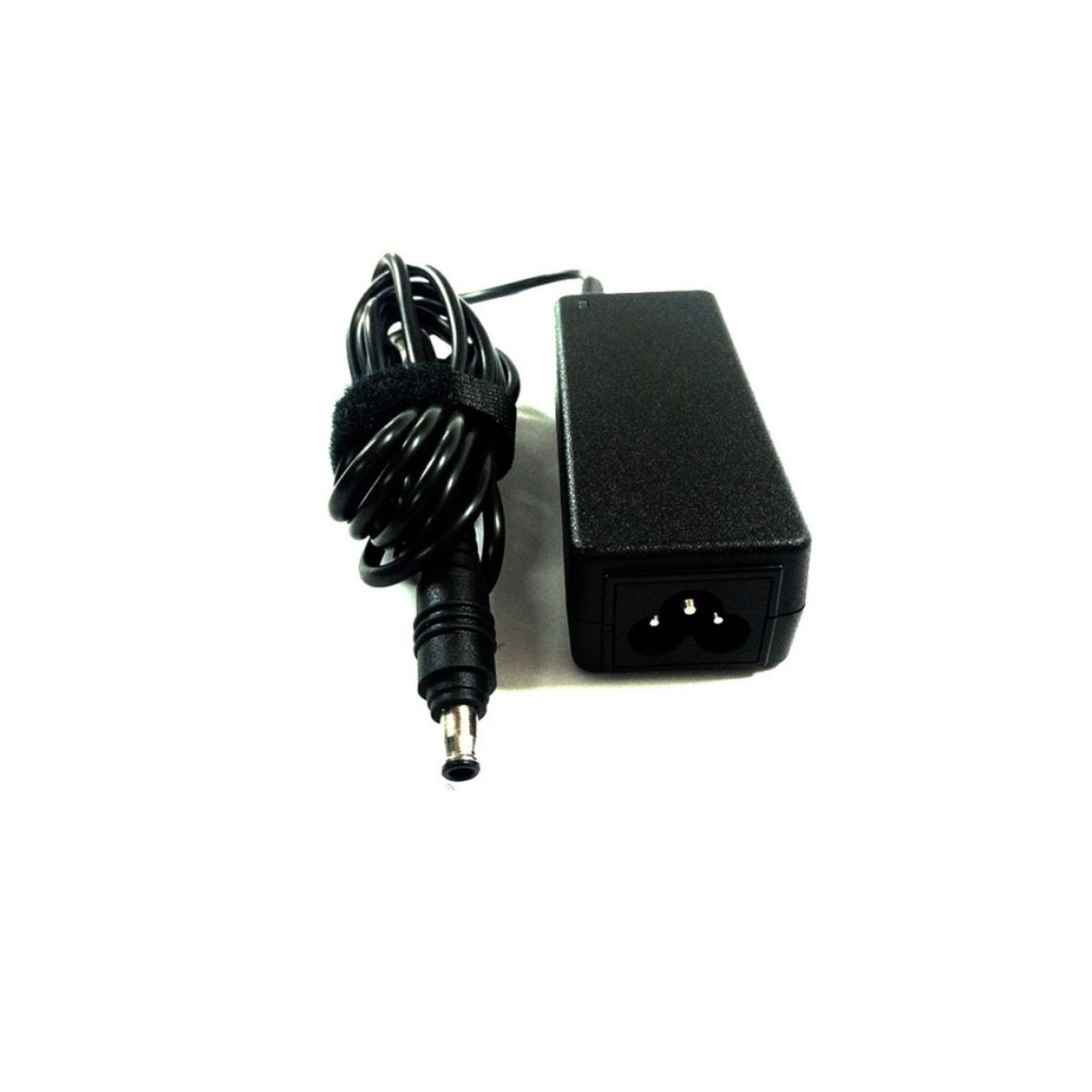 OEM - Cargador Para Laptop Samsung 19.5V.  3.1A. 60W. 5.5 x 3.0mm