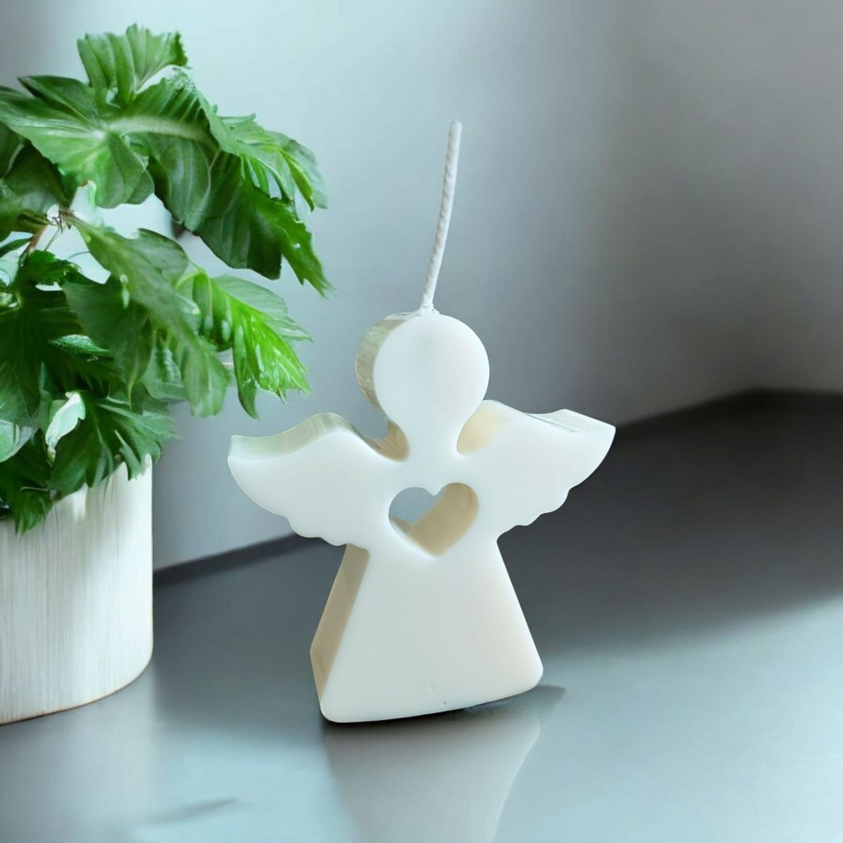 GENERICO - VELA  ANGEL CON CORAZON PERFUMADA DE CERA DE SOJA