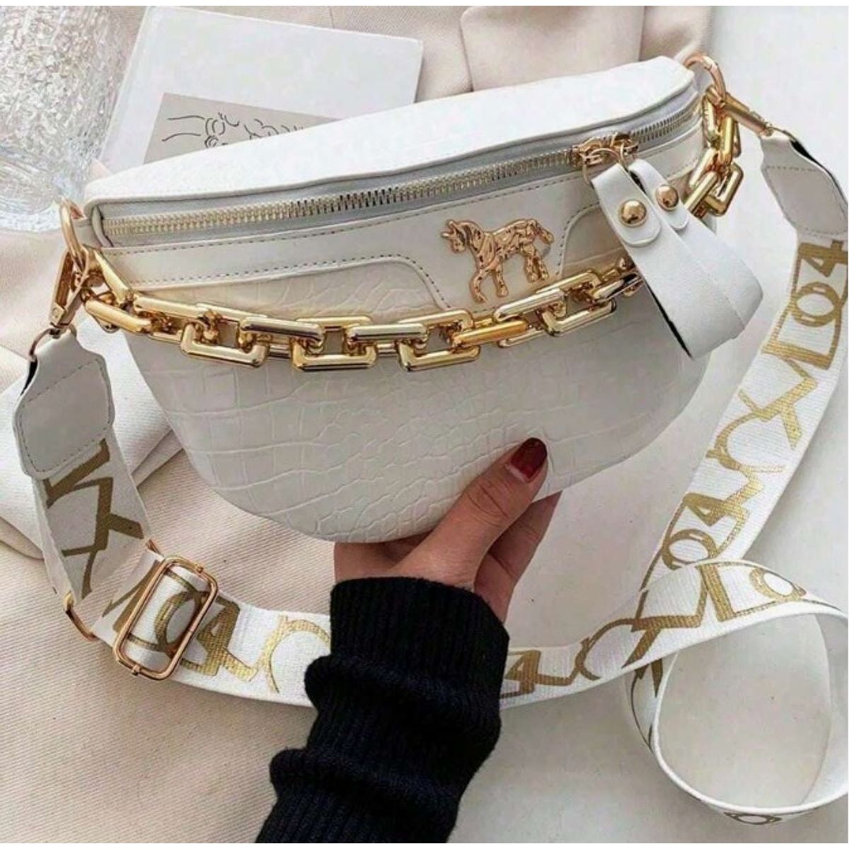 GENERICO - Riñonera con cadena y de hombro cruzado para mujer