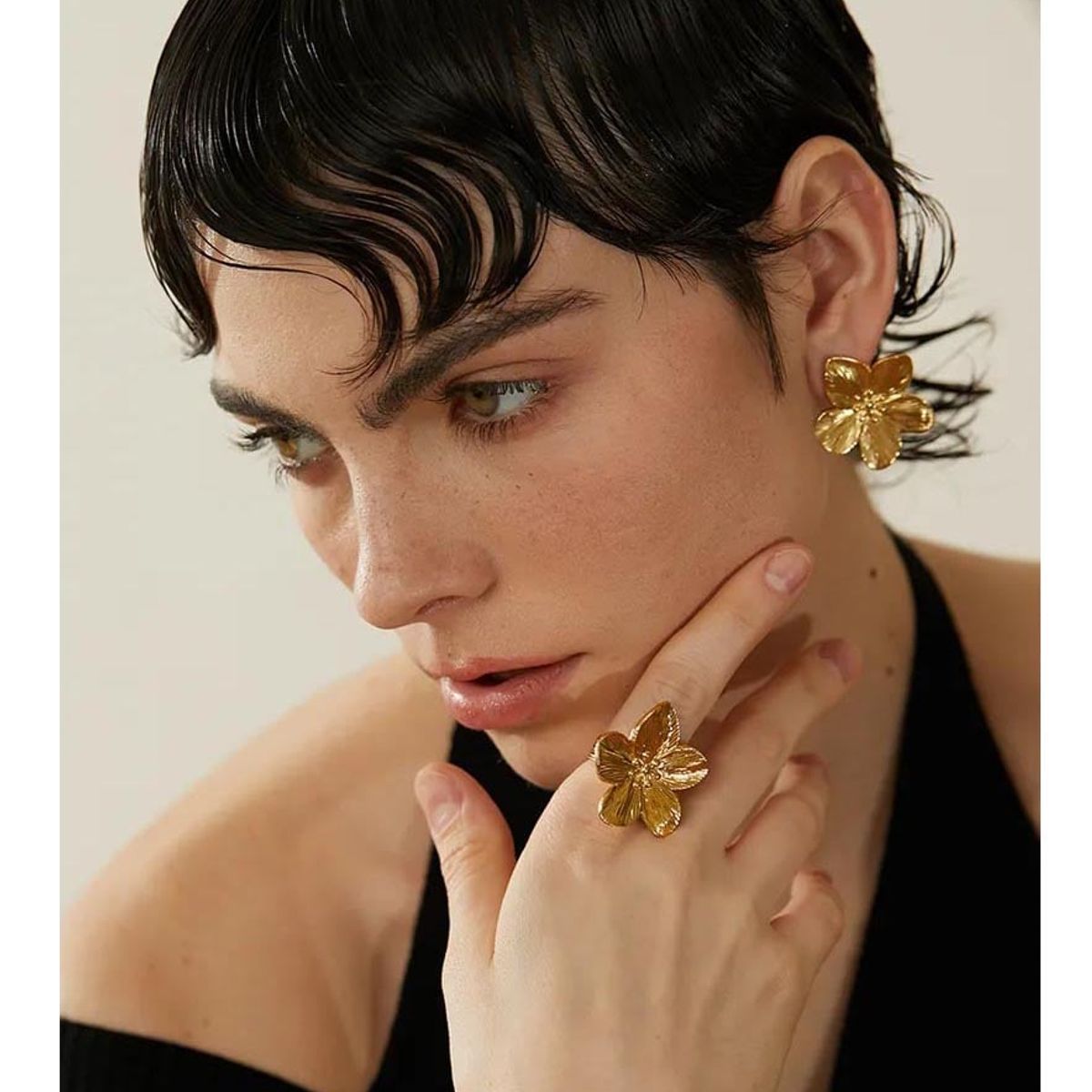 LA TIENDA 88 JOYAS Y ACCESORIOS - La Tienda 88 - Set Pack Aretes y Anillo flores Mujer Acero Waterproof